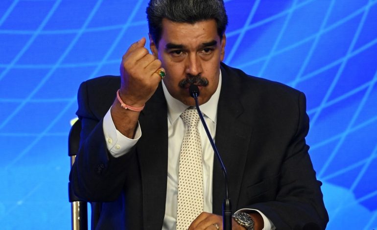 elecciones-en-venezuela:-maduro-sigue-los-pasos-de-putin-y-proscribe-a-la-mayoria-de-los-partidos-de-oposicion-para-las-presidenciales-de-julio