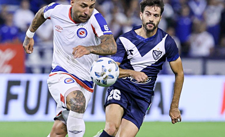 argentinos-juniors-vs-velez-sarsfield,-por-las-semifinales-de-la-copa-de-la-liga:-a-que-hora-juegan,-como-verlo-por-tv-y-probables-formaciones