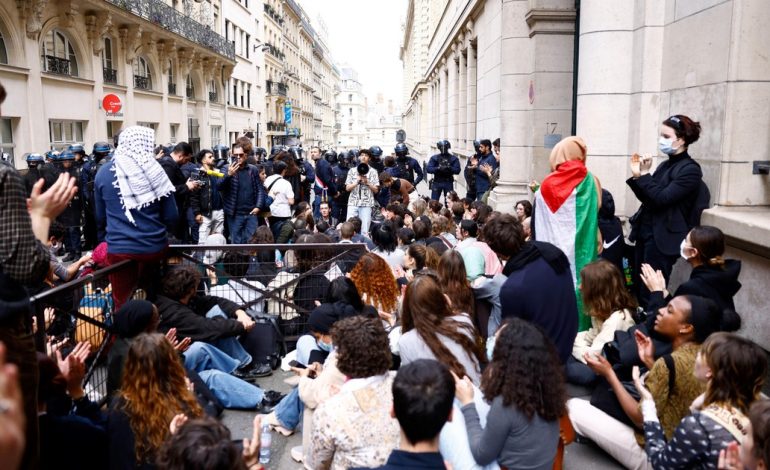 francia:-desalojan-la-universidad-de-la-sorbona-por-protestas-pro-palestinas