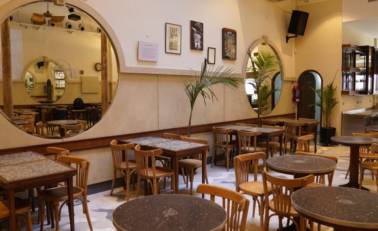 un-libro-que-invita-a-pasear-por-buenos-aires