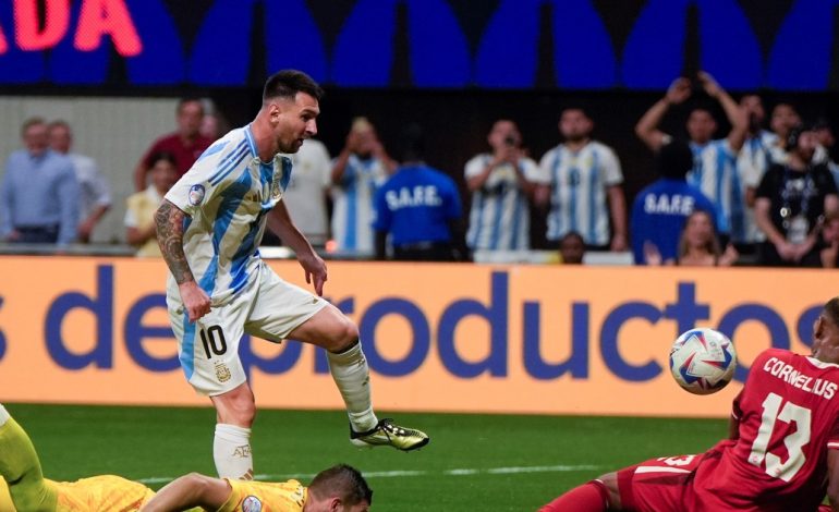 el-increible-gol-que-se-perdio-messi-despues-de-una-brutal-asistencia-de-dibu-martinez-en-argentina-vs-canada-por-la-copa-america