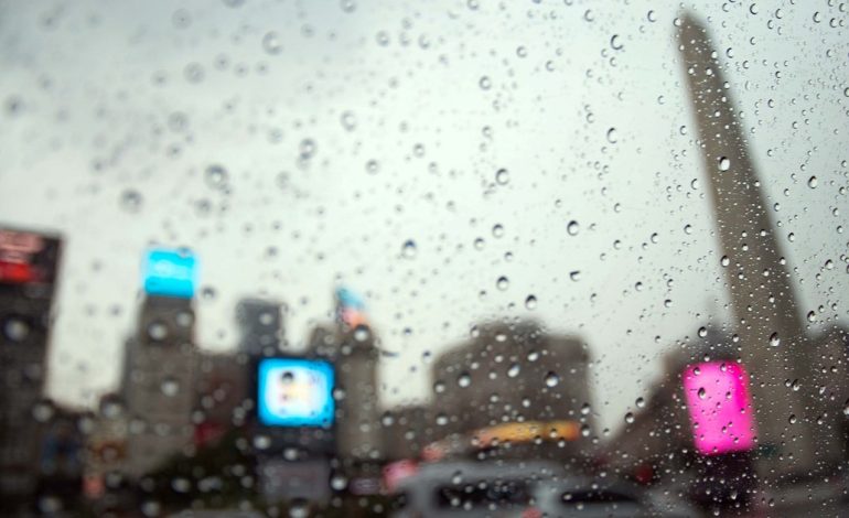 pronostico-del-tiempo-en-ciudad-de-buenos-aires-y-alrededores:-se-esperan-dias-frios-y-lluviosos