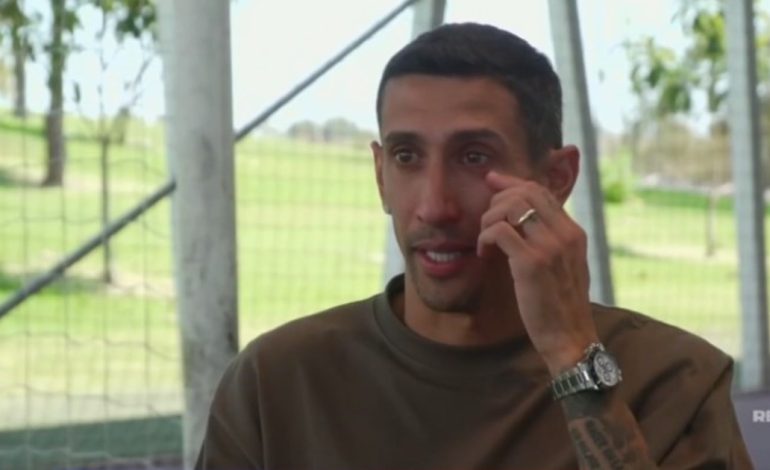 “no-pedia-mas-nada-que-eso”:-angel-di-maria-se-emociono-al-recordar-como-paso-de-los-insultos-a-las-ovaciones-en-la-seleccion