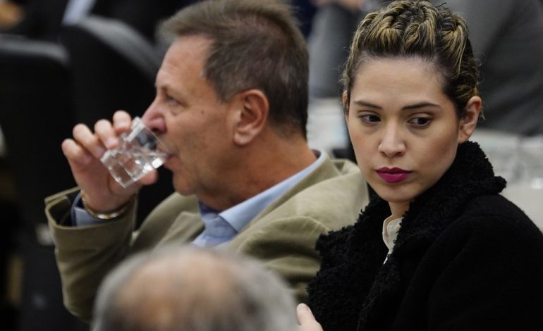 la-justicia-desestimo-la-denuncia-por-la-visita-de-diputados-libertarios-a-astiz-y-otros-represores-en-la-carcel-de-ezeiza-y-le-saco-la-custodia-a-lourdes-arrieta