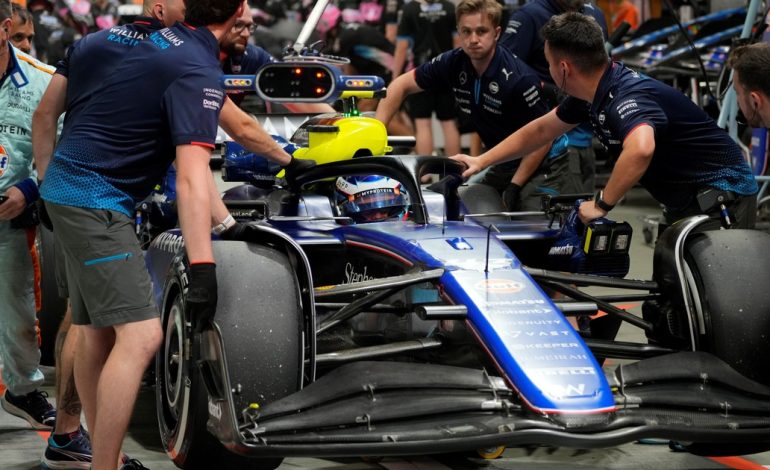 franco-colapinto-y-el-balance-del-dia-1-en-el-gp-de-singapur:-el-piloto-argentino-se-adapto-al-exigente-marina-bay-y-solo-cometio-un-error-de-novato