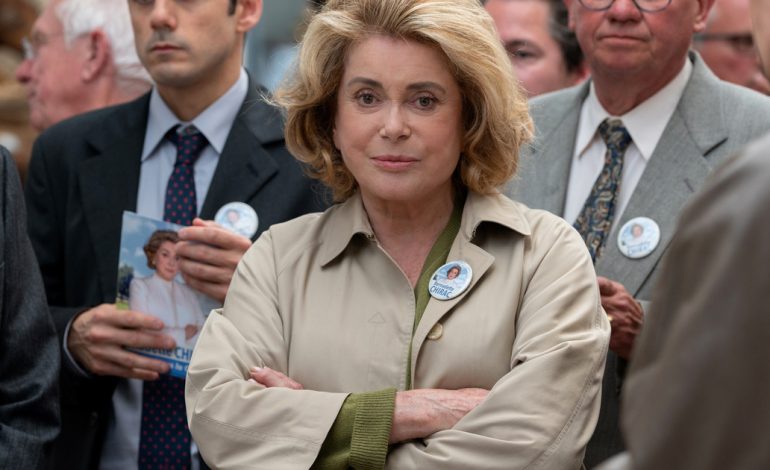 catherine-deneuve-es-una-primera-dama,-pero-no-como-fabiola