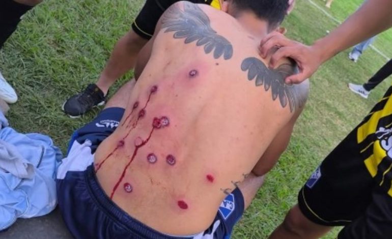 feroz-agresion-a-talleres-de-perico-en-el-torneo-regional-federal:-hubo-heridos-por-balas-de-goma-y-una-persona-fue-hospitalizada