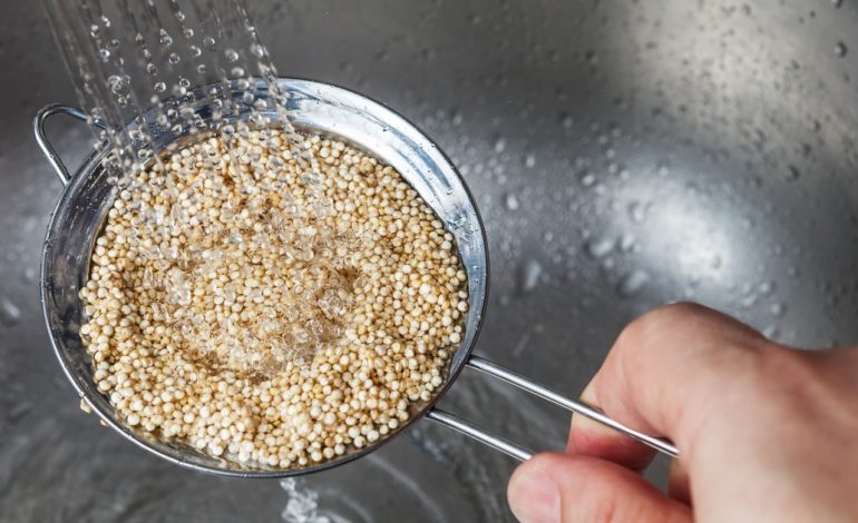 El secreto para lavar la quinoa correctamente: cómo eliminar las toxinas y mejorar su sabor