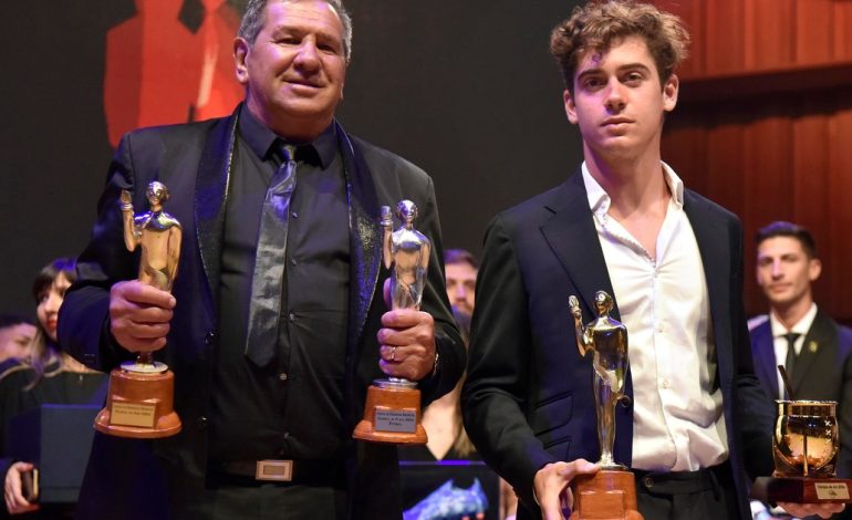 premios-olimpia-2024:-franco-colapinto-y-dibu-martinez-compartieron-el-oro-en-la-gran-noche-del-deporte-argentino