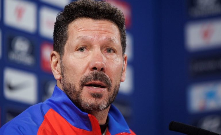 el-cholo-simeone-va-por-un-nuevo-milagro-con-el-atletico-de-madrid:-visita-al-barcelona-para-romper-una-maldicion-propia-y-buscar-un-record