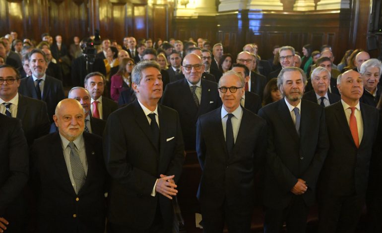 la-corte-suprema-les-contesto-a-francos-y-a-ricardo-lorenzetti-con-la-cantidad-de-fallos-y-la-cifra-de-personal