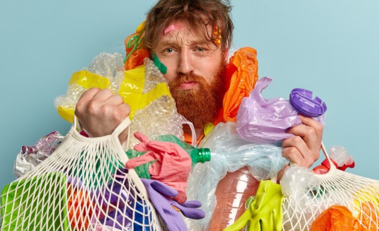 que-pasa-en-el-cuerpo-al-ingerir-microplasticos-y-en-que-alimentos-se-encuentran