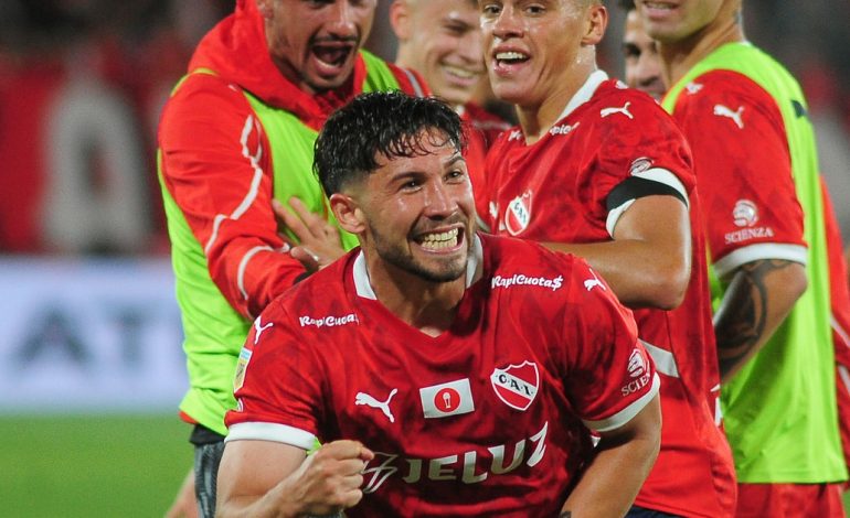 el-detras-de-escena-del-escandalo-por-felipe-loyola:-¿por-que-boca-llamo-al-jugador-de-independiente?