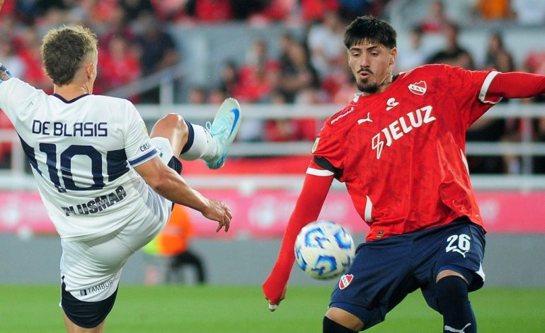 el-primer-regalo-de-navidad-para-los-hinchas-de-independiente:-compraron-a-kevin-lomonaco-y-se-queda-hasta-2027