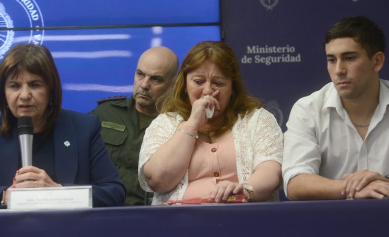 la-madre-del-gendarme-detenido-en-venezuela-rompio-en-llanto-y-le-mando-un-mensaje-a-su-hijo:-“la-familia-lo-esta-esperando”
