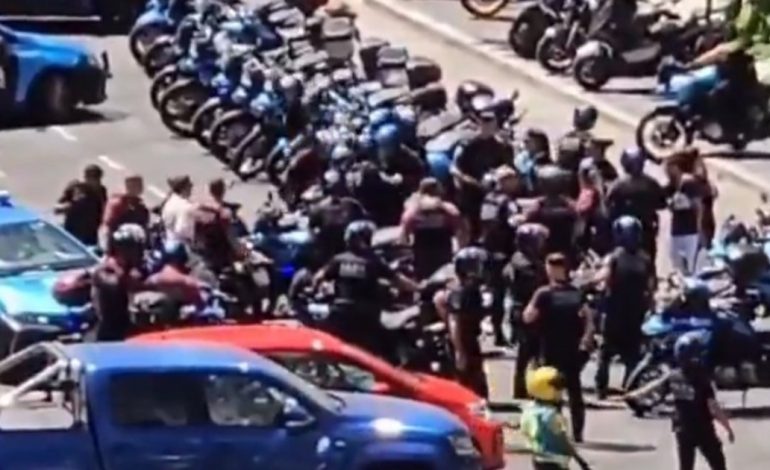 espectacular-persecucion-a-motochorros-en-la-ciudad:-hicieron-una-salidera-bancaria-en-retiro,-huyeron-mas-de-5-km-y-los-terminaron-atrapando-en-belgrano