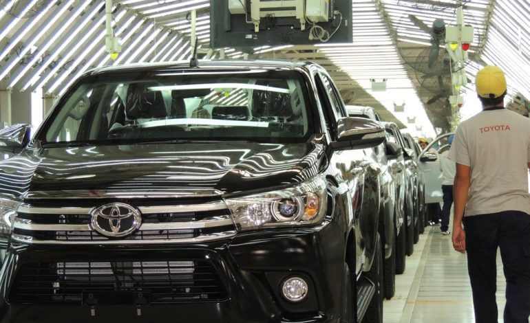 ¿las-automotrices-generaron-la-mega-venta-de-dolares-que-hizo-el-banco-central-el-jueves?