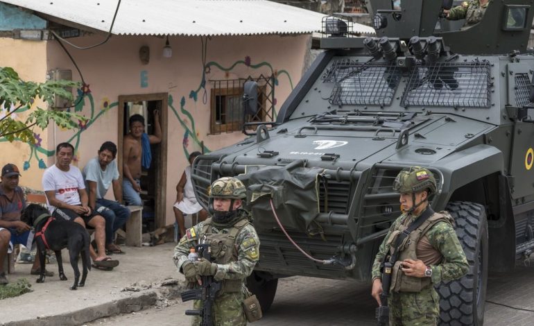 escenas-macabras-en-ecuador:-cuatro-adolescentes-desaparecidos,-cuerpos-calcinados-y-16-militares-bajo-la-lupa
