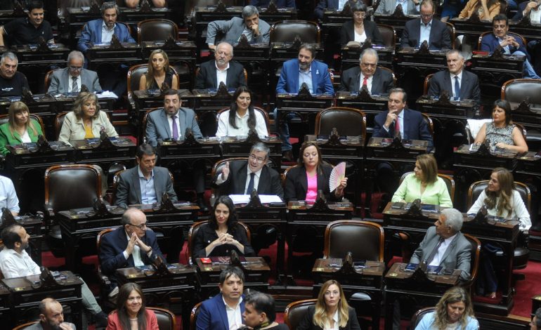 tensiones-en-el-bloque-k-de-diputados:-amenazas-de-nuevas-fugas-y-mas-criticas-a-la-conduccion