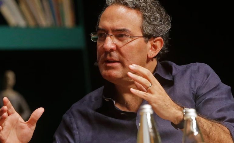 juan-gabriel-vasquez-y-la-fascinante-biografia-novelada-de-feliza-bursztyn