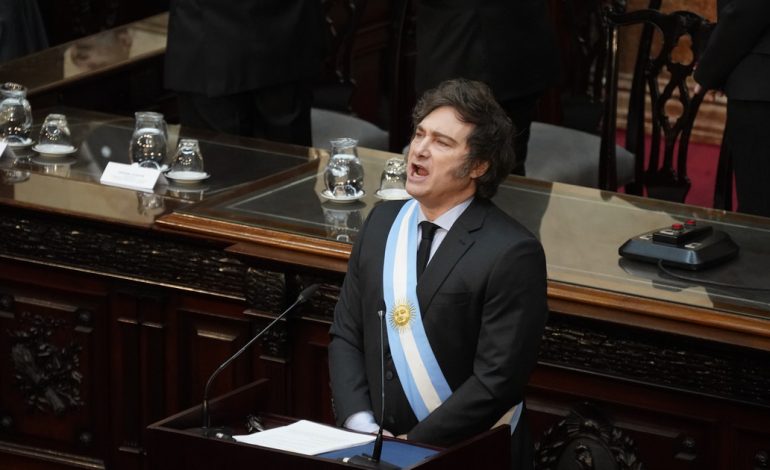 el-gobierno-declaro-a-2025-como-“el-ano-de-la-reconstruccion-de-la-nacion-argentina”