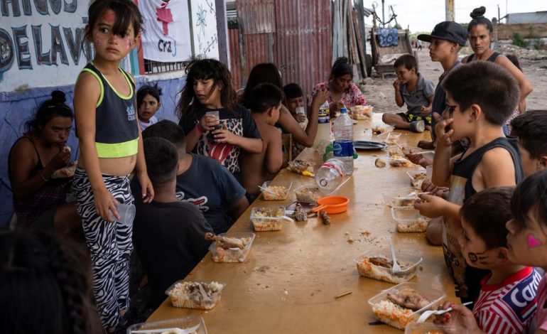mientras-pettovello-prepara-el-indice-de-capital-humano,-en-el-gobierno-dicen-que-los-pobres-serian-menos-pero-la-desigualdad-mayor