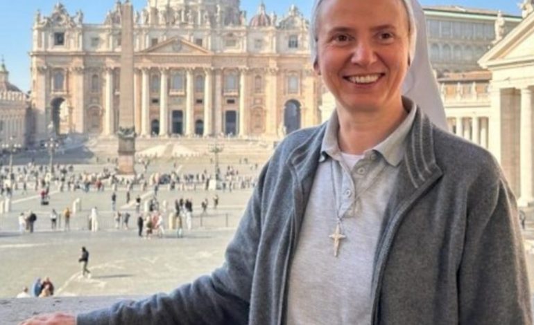 historico:-por-primera-vez-una-mujer-estara-al-frente-de-un-ministerio-del-vaticano