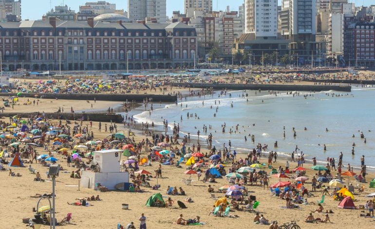 los-destinos-favoritos-de-los-argentinos-para-disfrutar-el-verano-en-enero
