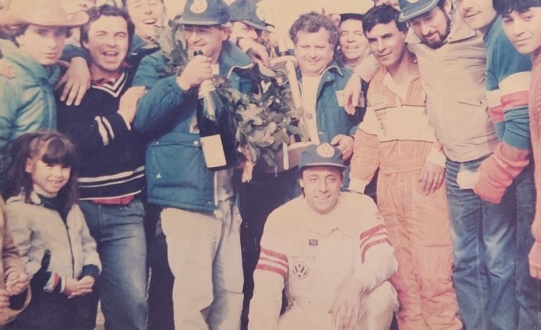 oscar-angeletti,-el-campeon-de-tc-que-sobrevivio-a-un-choque-a-300-kilometros-por-hora-pero-trunco-su-carrera:-bitacora-del-accidente-y-el-recuerdo-de-su-hija