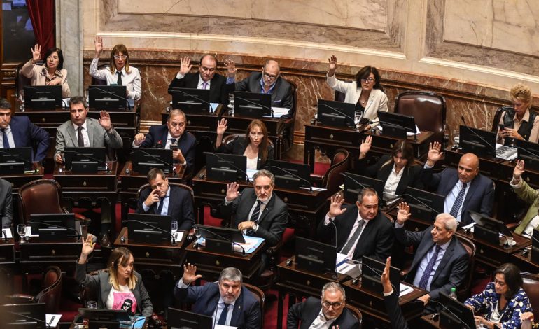 tras-la-derrota-por-los-pliegos-de-los-jueces-de-la-corte,-el-oficialismo-convoca-a-tratar-ficha-limpia-en-el-senado