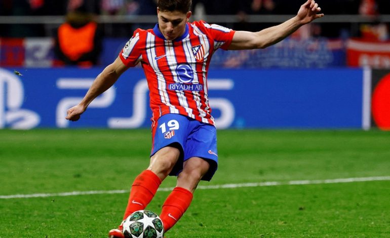 el-penal-de-julian-alvarez-al-real-madrid:-una-pericia-afirma-que-el-video-de-la-uefa-fue-editado-y-amenazan-llevar-la-polemica-a-la-justicia
