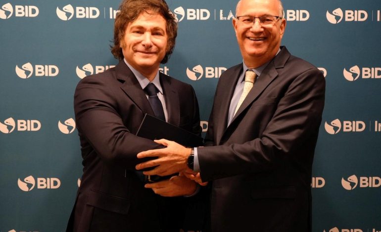 el-bid-y-el-banco-mundial-apoyaran-a-argentina-con-miles-de-millones-de-dolares