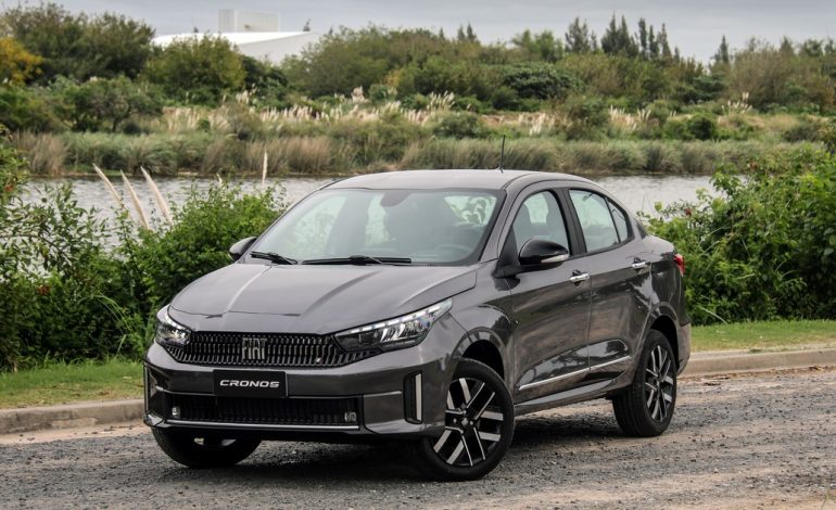 nuevo-fiat-cronos:-que-trae-y-cuanto-cuesta-uno-de-los-autos-mas-vendidos