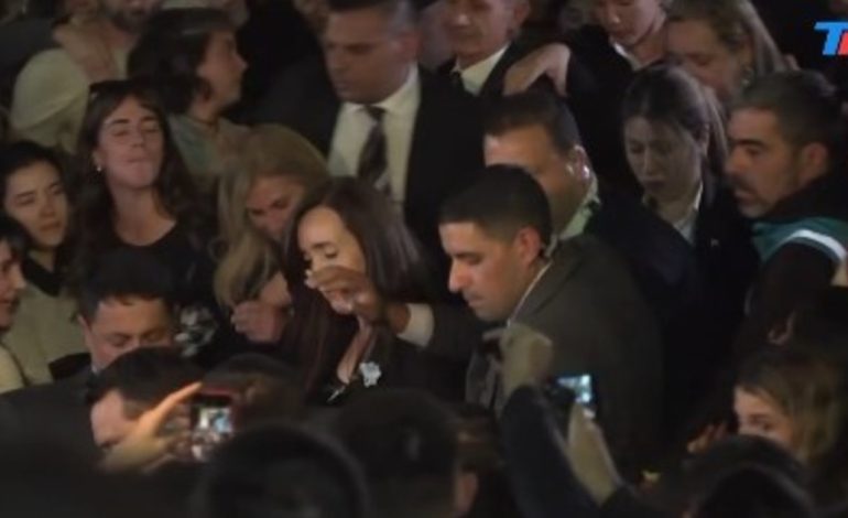 insultaron-a-victoria-villarruel-a-la-salida-de-la-misa-por-el-papa-francisco-y-agredieron-a-una-periodista-de-tn