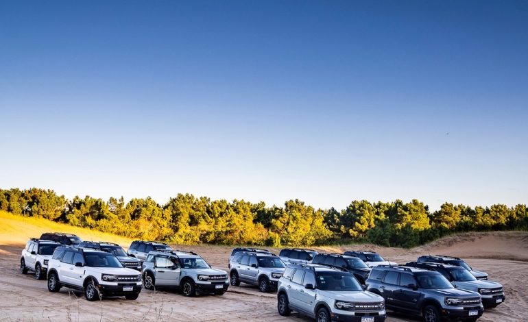 un-icono-del-4×4-en-la-arena:-asi-los-usuarios-de-ford-descubrieron-la-nueva-bronco-sport