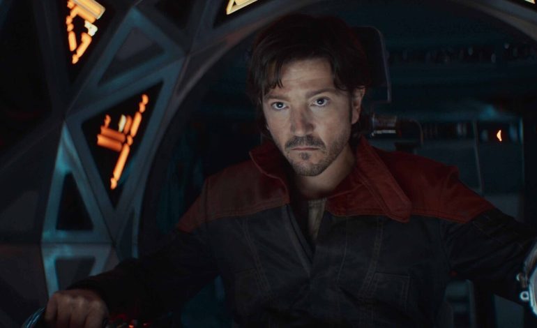 diego-luna-dice-que-hay-mucho-de-el-en-andor,-el-spin-off-de-star-wars-que-esta-en-disney+