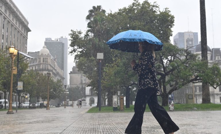 alerta-amarilla-por-fuertes-tormentas-en-la-ciudad-de-buenos-aires:-a-que-hora-llegan-las-lluvias-y-hasta-cuando-duraran
