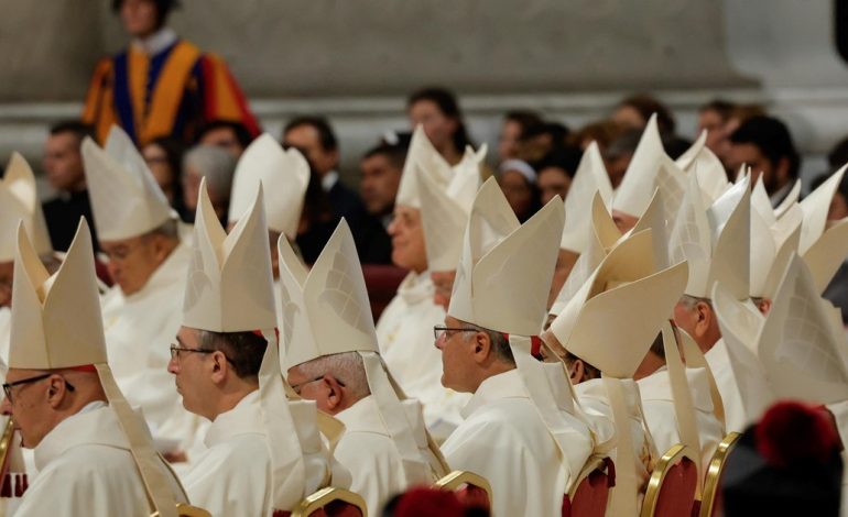 conclave-para-elegir-al-nuevo-papa,-en-vivo:-la-cobertura-desde-el-vaticano-este-lunes-5-de-mayo-de-2025