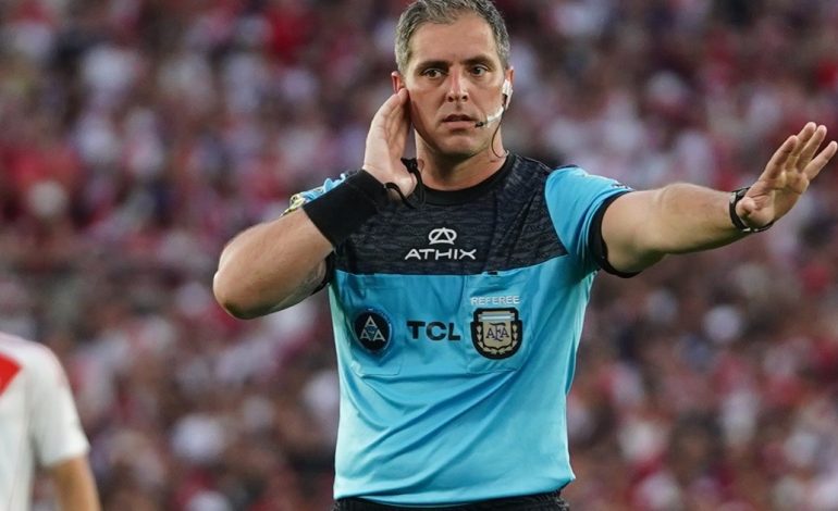 la-afa-anuncio-los-arbitros-de-los-octavos-de-final-y-fernando-echenique-vuelve-a-dirigir-despues-de-su-grosero-error-en-copa-argentina