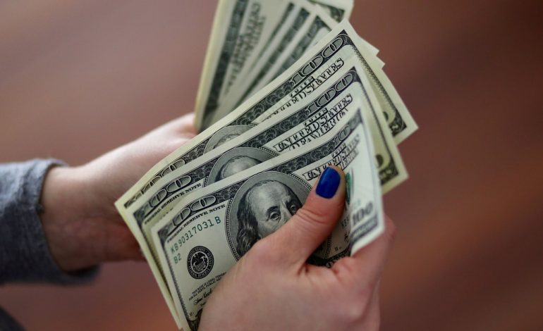 dolar-blue-hoy:-a-cuanto-cotiza-este-viernes-09-de-mayo