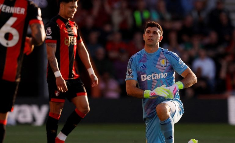 dibu-martinez-tuvo-una-atajada-a-puro-reflejo-en-la-ultima-jugada-y-aston-villa-le-gano-a-bournemouth-para-seguir-cerca-de-zona-de-champions-league