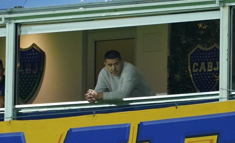 riquelme-se-esta-quedando-sin-sus-balas-de-plata