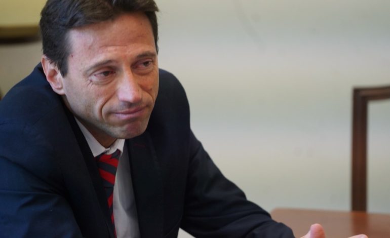 una-hincha-de-san-lorenzo-se-cruzo-en-la-calle-con-moretti-y-no-tuvo-contemplaciones:-“tengo-que-ir-a-laburar,-porque-yo-no-recibo-coimas,-¿sabes?