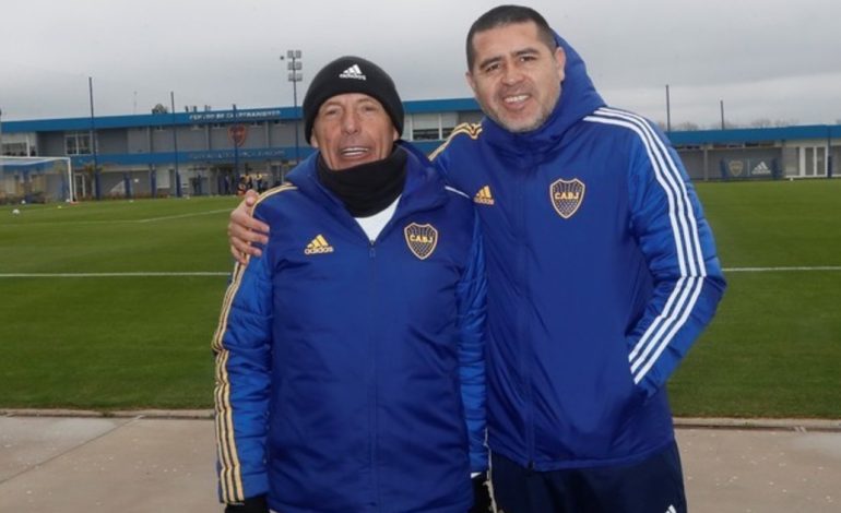 los-famosos-codigos-del-futbol-quedaron-por-el-piso:-hoy-nadie-le-compraria-un-auto-usado-a-russo-ni-riquelme