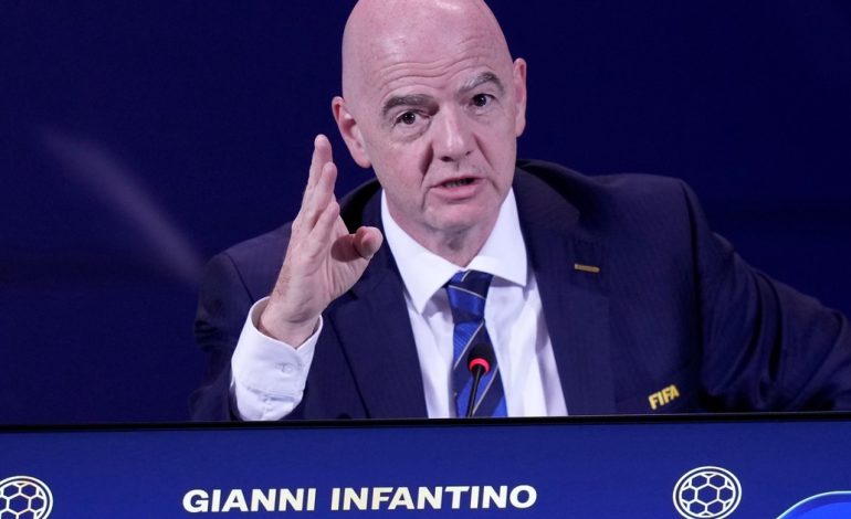 la-fifa-cambio-su-codigo-disciplinario-para-frenar-los-casos-de-racismo:-sanciones-fuertes-y-riesgo-de-descenso