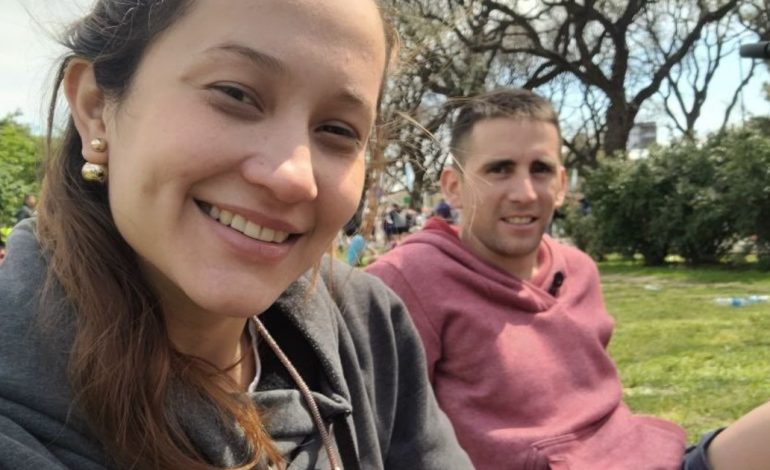 la-pareja-y-el-hijo-del-gendarme-preso-en-venezuela-ya-estan-en-la-argentina-y-la-liberacion-del-efectivo-depende-de-eeuu.