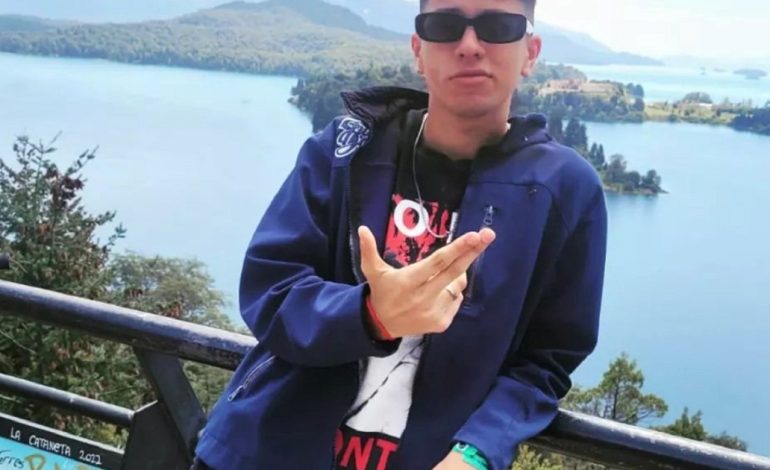 se-descompuso-en-su-viaje-de-egresados-en-bariloche,-lo-atendio-un-medico-trucho-y-murio-dias-mas-tarde:-hay-cuatro-imputados