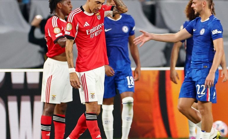 el-increible-final-de-angel-di-maria-en-benfica:-dos-eliminaciones-en-un-dia-y-un-partido-que-duro-casi-5-horas