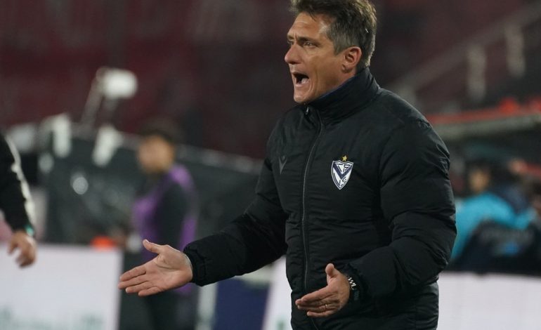 guillermo-barros-schelotto,-tras-su-primer-titulo-con-velez:-el-elogio-a-quinteros-y-la-posible-llegada-de-aliendro