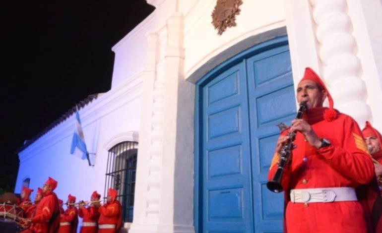 sin-javier-milei,-se-realizo-la-vigilia-por-el-dia-de-la-independencia-en-tucuman